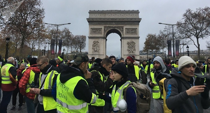 Ausschreitungen in Paris wegen Erhöhung der Kraftstoffpreise