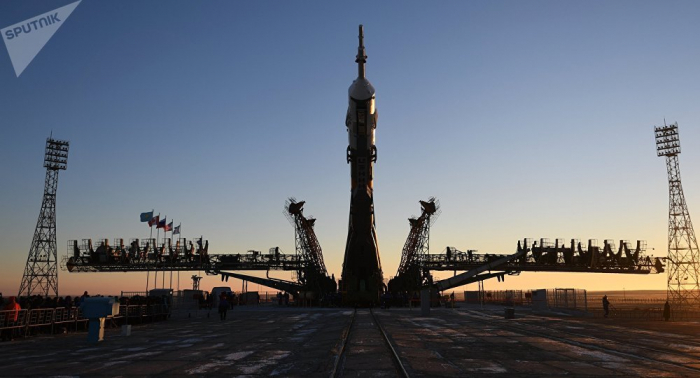 La nave espacial Soyuz MS-11 se dirige hacia la EEI