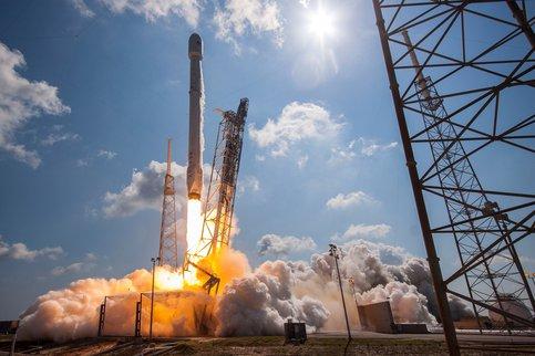 SpaceX launches biggest U.S. 