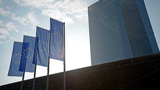 Euro zone ministers say Italy must reduce debt