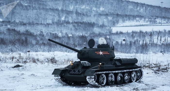 Panzer-Rennen bei minus 20 Grad – VIDEO