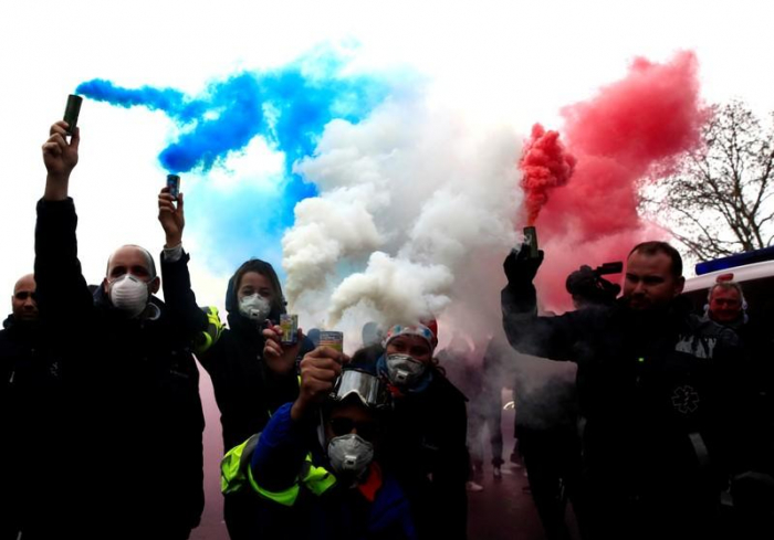 Frankreich rüstet sich für neue Proteste - Macron kündigt Rede an