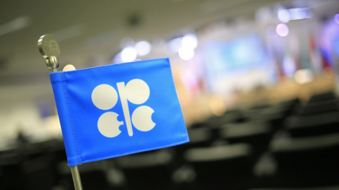 OPEC and non-OPEC producers agree to cut crude output for 6 months of 2019