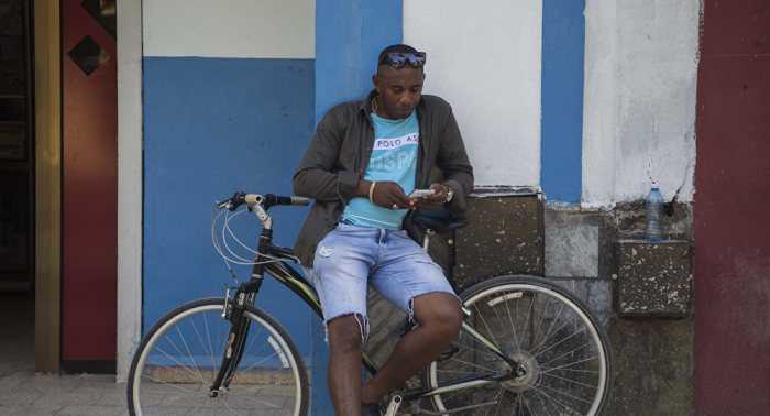 Así se vivió el primer día de la tecnología 3G en Cuba