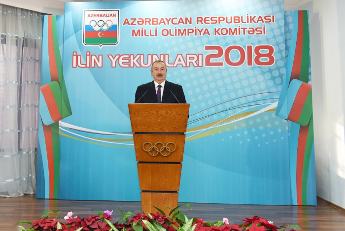   Presidente Ilham Aliyev asiste a la ceremonia dedicada a los resultados deportivos del año  