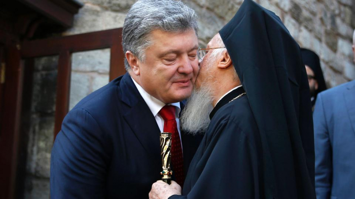   Ukrainische Kirche löst sich von Moskau  