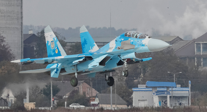  Un avión militar ucraniano Su-27 se estrella en el suroeste de Ucrania 
