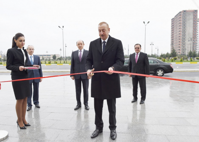   Präsident Ilham Aliyev weiht neues Verwaltungsgebäude des Binagadi-Bezirksgerichts ein  