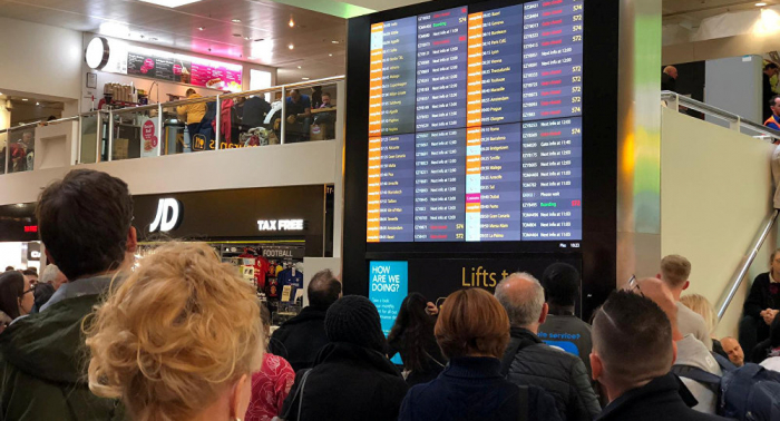 El aeropuerto de Gatwick reanuda parcialmente las operaciones interrumpidas por drones