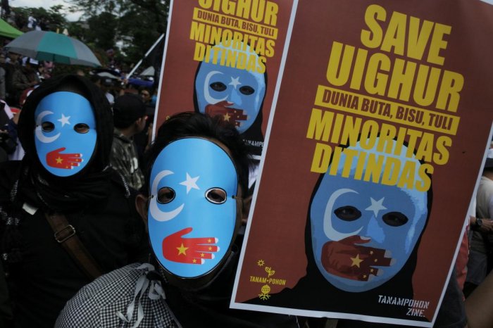 Indonesian Muslims protest against China