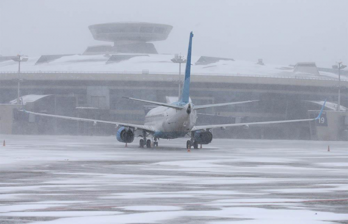 Poor weather conditions delay dozens of flights at Moscow airports