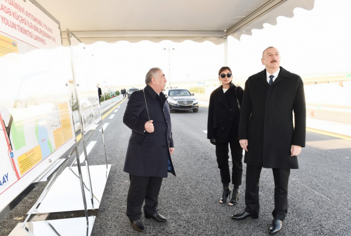   Präsident Ilham Aliyev weiht Yasamal Wohnkomplex ein  