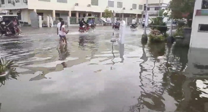 Asciende a 50 el número de fallecidos por tormenta en Filipinas