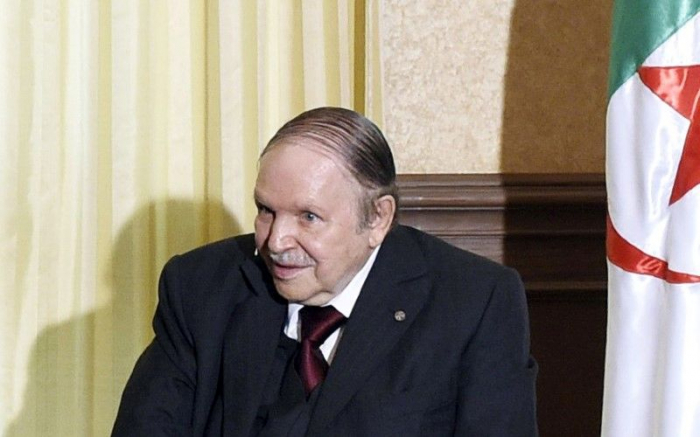 Algérie: le président Bouteflika signe le dernier budget de son 4e mandat