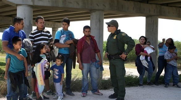 وفاة طفلة مهاجرة بعد احتجازها من قبل دورية حدودية أمريكية