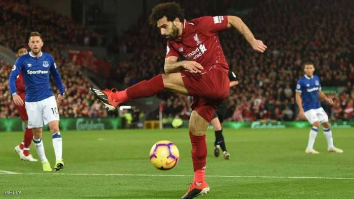 مشهد صلاح "المحرج" أمام إيفرتون.. وسر الابتسامة الهادئة