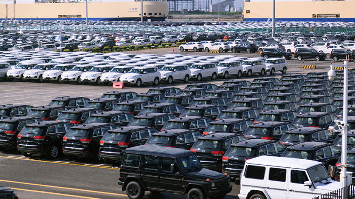   China suspenderá los aranceles adicionales a los automóviles importados de EEUU  