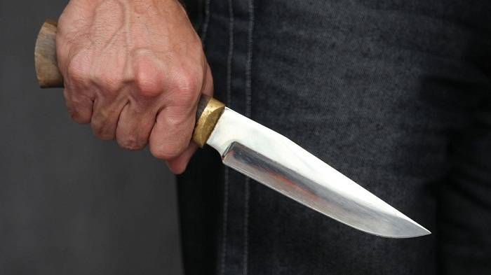 Bakıda 24 yaşlı oğlanı bıçaqladılar