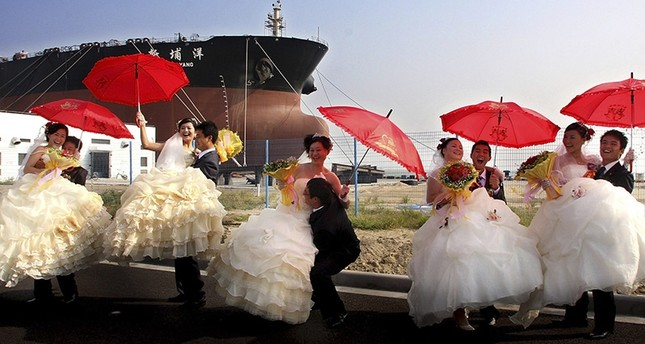 China aims to restrict ‘vulgar,’ extravagant weddings