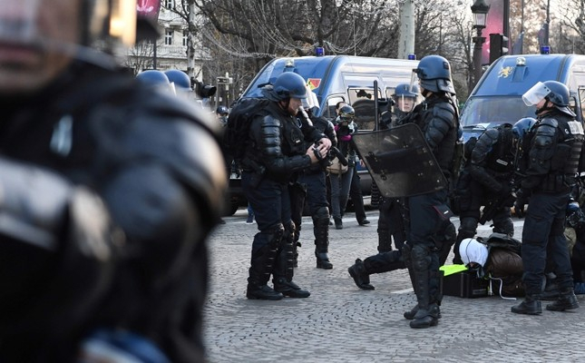 Police detain nearly 300 in Paris amid lockdown to counter yellow vest protests