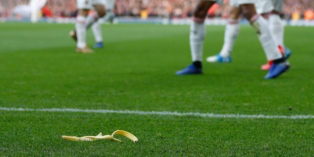 "Je ne suis pas raciste" : le supporter de Tottenham qui a jeté une peau de banane s