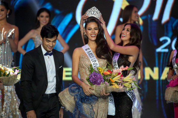   Philippines’ Catriona Gray is   Miss Universe 2018    