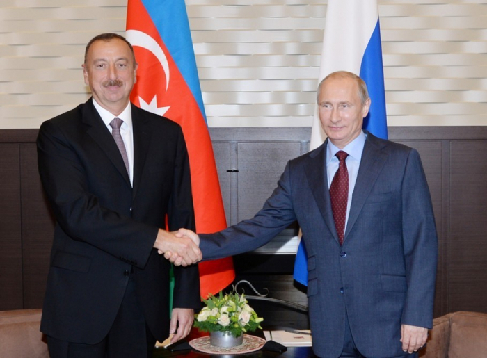   Vladímir Putin felicitó a Ilham Aliyev  