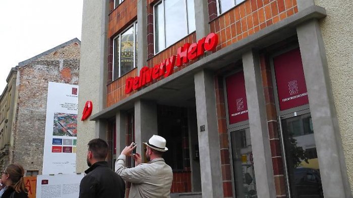 Delivery Hero verkauft deutsche Lieferdienste