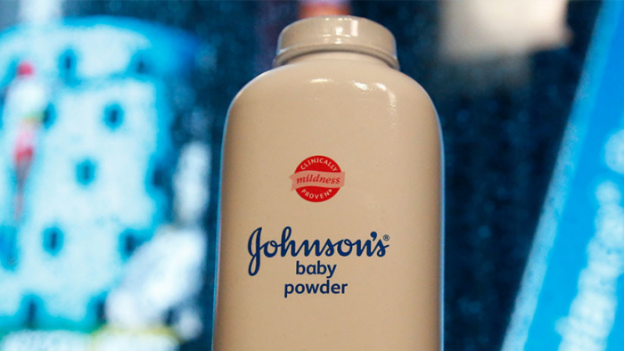  Informe: Johnson & Johnson supo durante décadas que su talco contenía fibras cancerígenas 