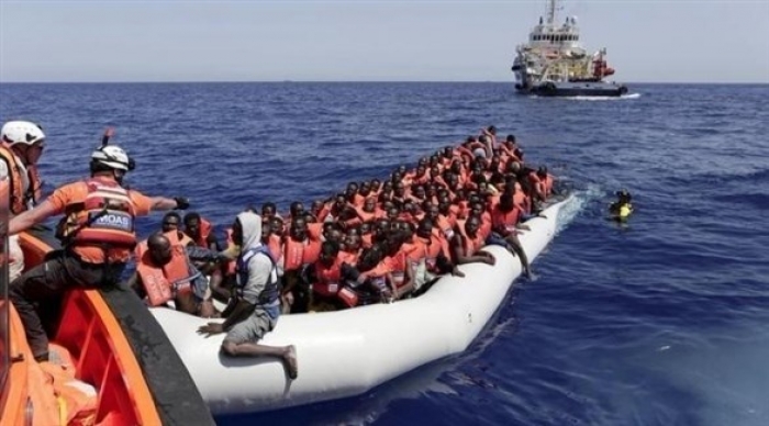 إنقاذ 55 مهاجراً غير شرعي قبالة سواحل إسبانيا