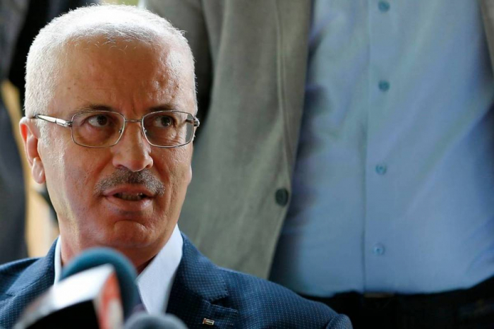  Le Premier ministre palestinien offre à Abbas la démission de son gouvernement 