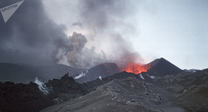 L’éruption d’un volcan au Kamtchatka menace le trafic aérien
