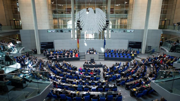   Bundestag erklärt Maghreb und Georgien für sicher  