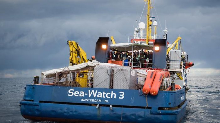 Malta nimmt Migranten von Hilfsschiffen auf