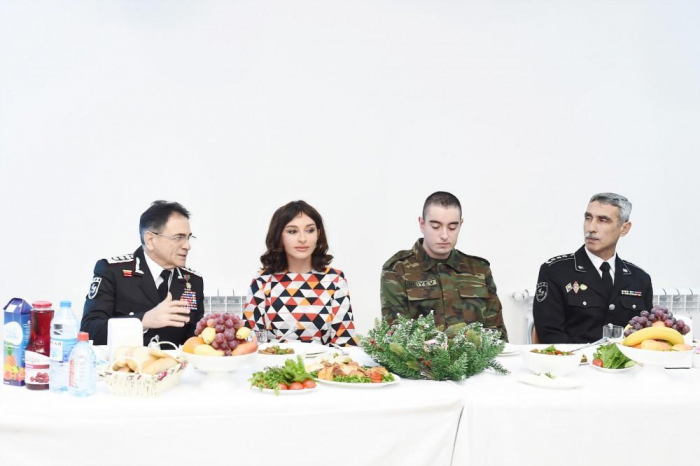   First Vice-President Mehriban Aliyeva attends holiday event at military unit of State Security Service  