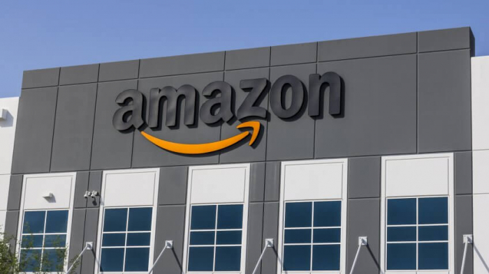 Amazon workers strike in Spain ahead of Three Kings gift-giving
