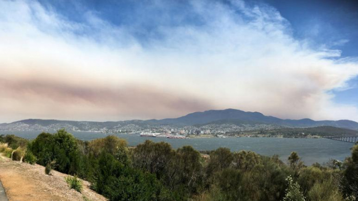 Bushfires rage in Australia