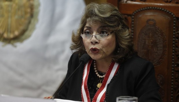 La nueva fiscal general de Perú declara en emergencia el Ministerio Público