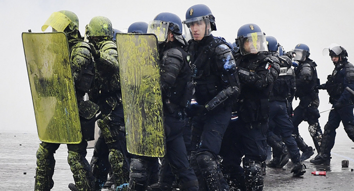 Police in Paris prepare for ninth weekend of 