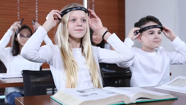  Chinese schools scan pupils