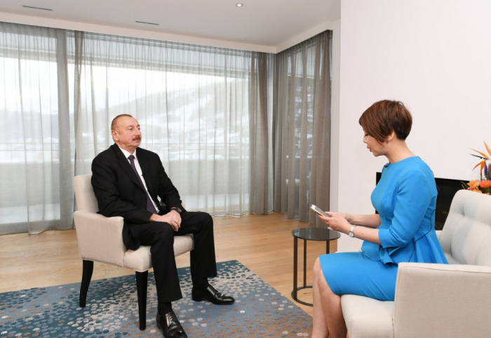   Davos: Präsident Ilham Aliyev gibt Interview für chinesischen Sender “CGTN“  