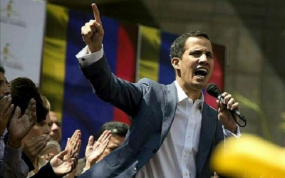   Juan Guaidó se autoproclama como "presidente encargado" de Venezuela  