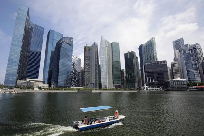 U.S. citizen leaks data on thousands in Singapore with HIV, government says