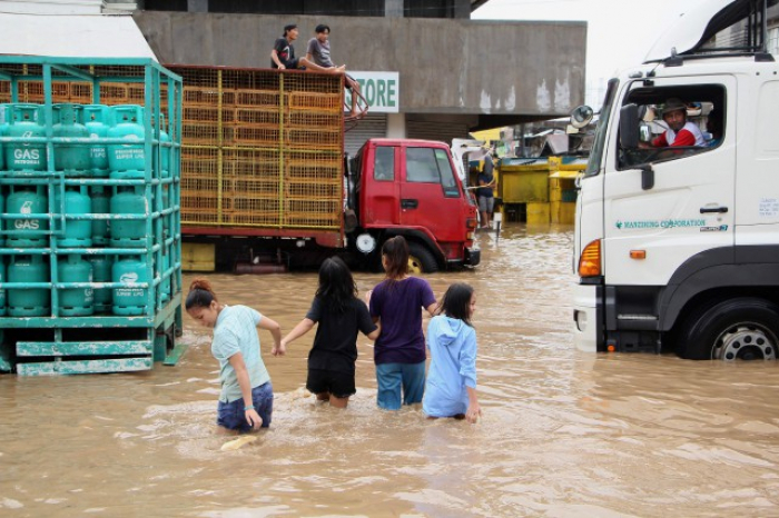 Tempête aux Philippines:   126 morts  