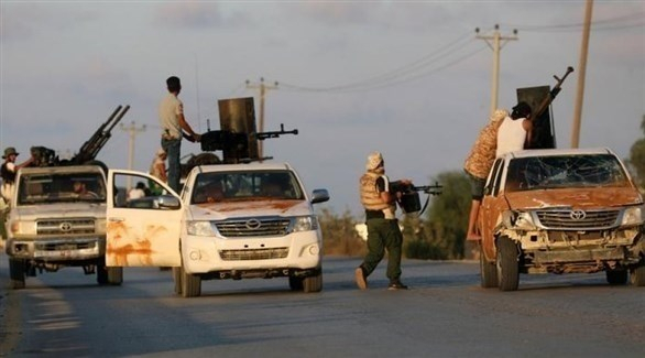 ليبيا: اندلاع اشتباكات مسلحة في طرابلس ونزوح جماعي للسكان
