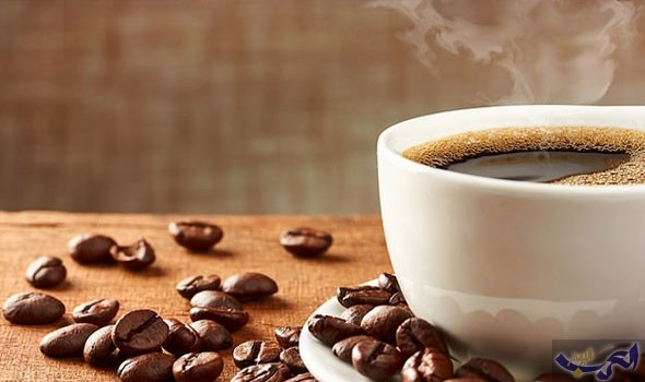 تناول القهوة والكحول باعتدال يُطيل العمر إلى أكثر من 90 عامًا