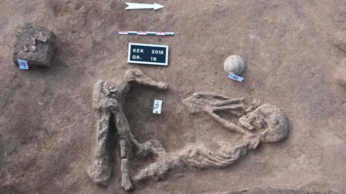 Archäologen finden mehr als 5.000 Jahre alte Gräber
