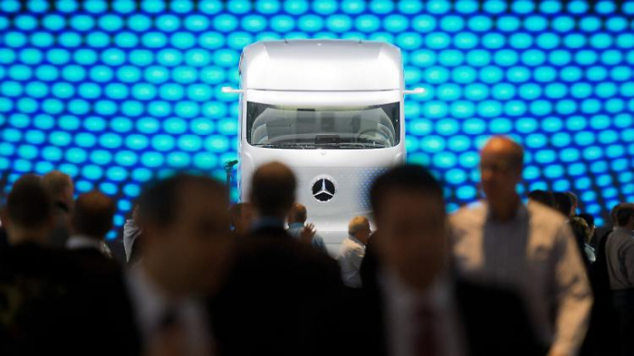 Daimler gibt das "Platooning" auf