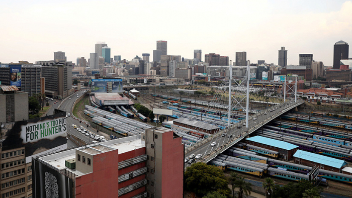   Un choque de trenes en Sudáfrica deja muertos  