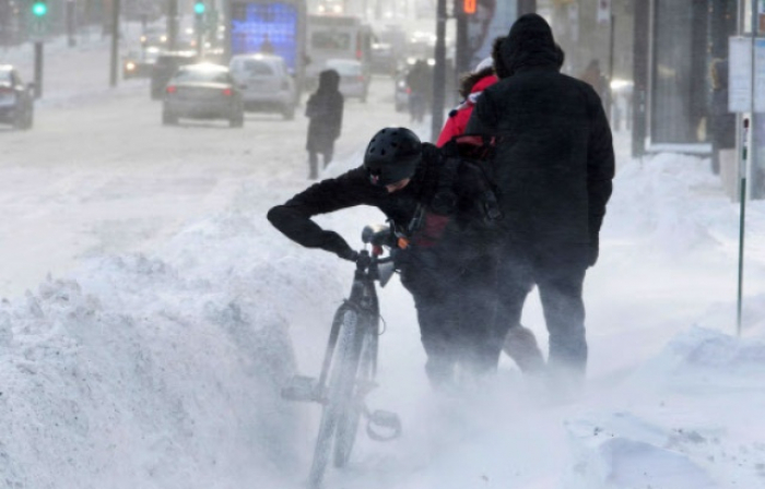 La "Fête des neiges" de Montréal stoppée par la neige
